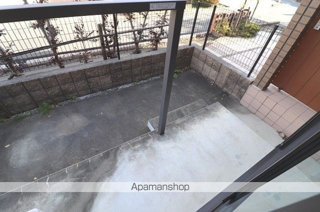 SAKURA HILLS Cの玄関写真