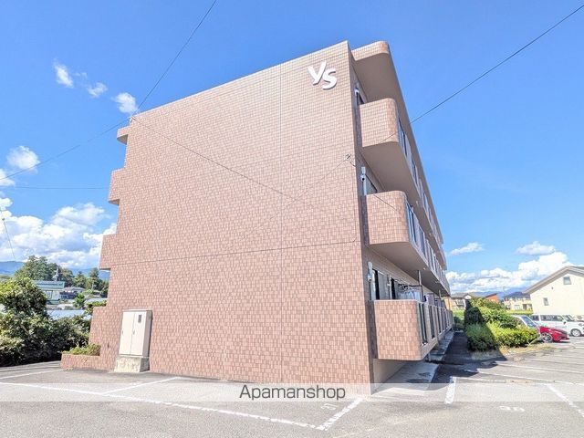 グリーンパークB棟の外観写真