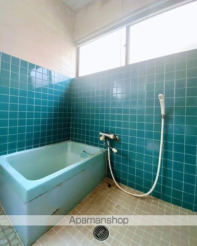 宮崎市 2階建 築45年の内装写真