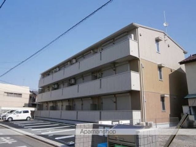 VILLA GARLAND COURTの外観写真