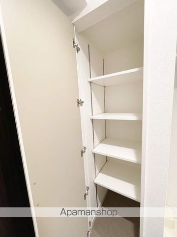 プレサンス江坂クォーレの内装写真
