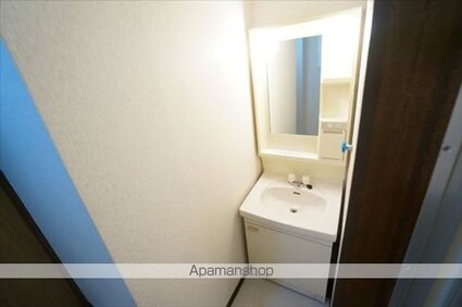 メゾンクリオネ[3LDK/70.38m2]の洗面所