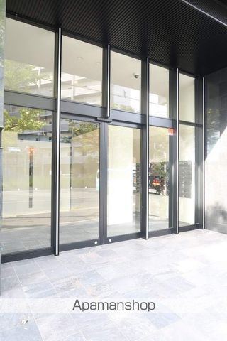 La Douceur本郷の玄関写真