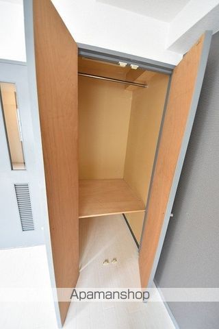 フォーシーズンIIの内装写真