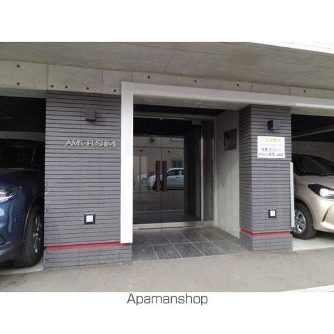 AMS伏見の玄関写真