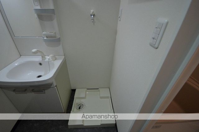 メゾネット中山の内装写真