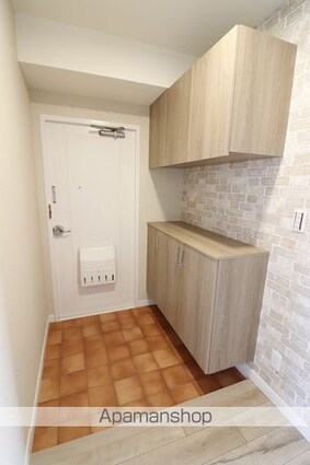 エステート立川一番町１５号棟[3LDK/76.88m2]の玄関