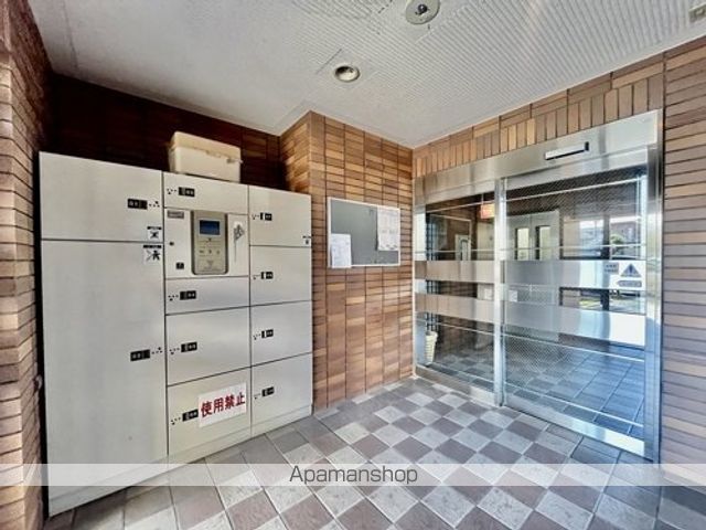 NICEマンションST九品寺の玄関写真