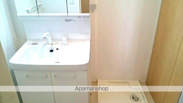 アイフラット日新IIの内装写真