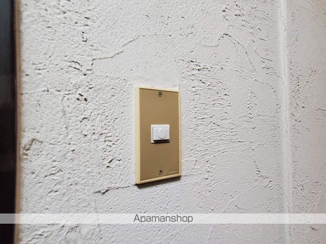 コレクション関目弐番館の内装写真
