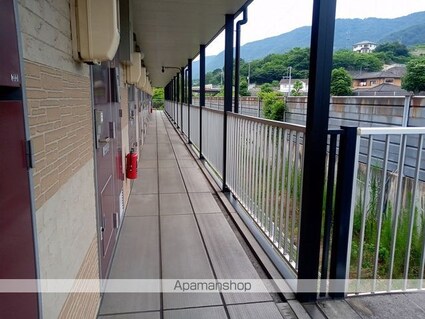 レオパレスサニーコート大町[1K/22.35m2]の玄関