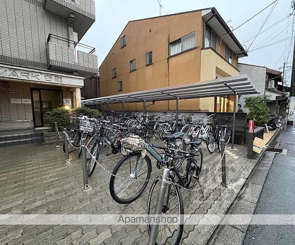 マーク西陣の外観写真