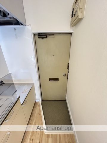 MAKANAの内装写真