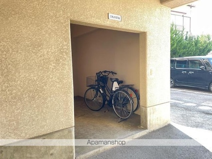 ハイツ・リーベンス[3LDK/71m2]の共用部2