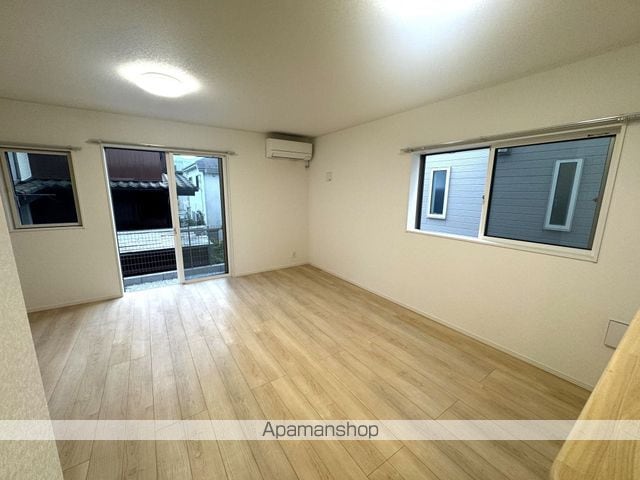 練馬区 2階建 築3年の内装写真