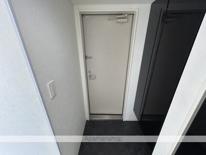８７ｇ　Ｋ－Ｂｒａｎｄ’ｊｒ　草津浜町[1R/26.5m2]の玄関
