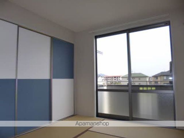 メゾンボヌール A棟の内装写真