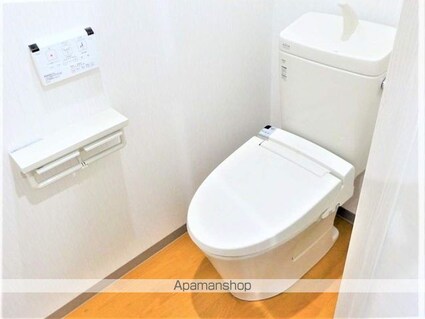 徳島県徳島市南佐古八番町[1K/26m2]のトイレ