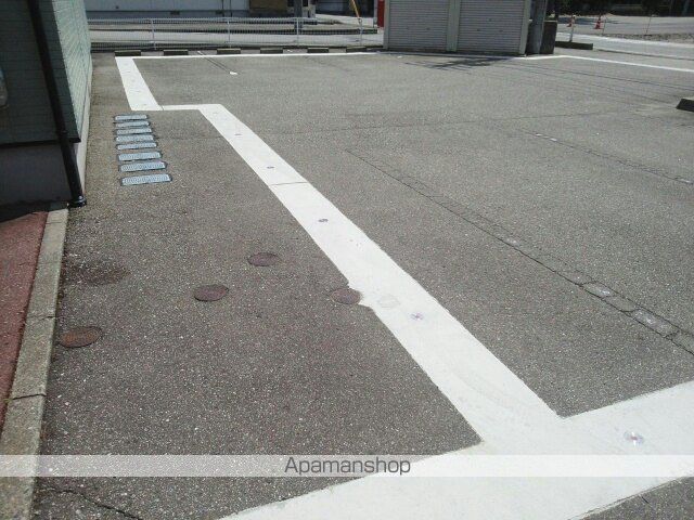 ウイステリアBの外観写真