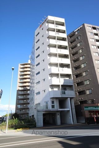 カサトレスルナの外観写真