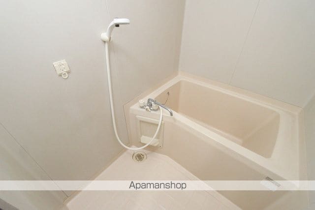ナイスモア中島の内装写真
