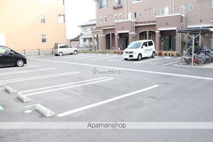 ベルローズＢ[2LDK/67.05m2]の共用部1