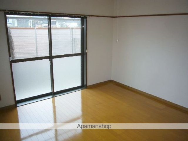 新川マンションの内装写真