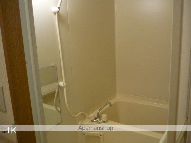 エヴァーグリーン本町の内装写真