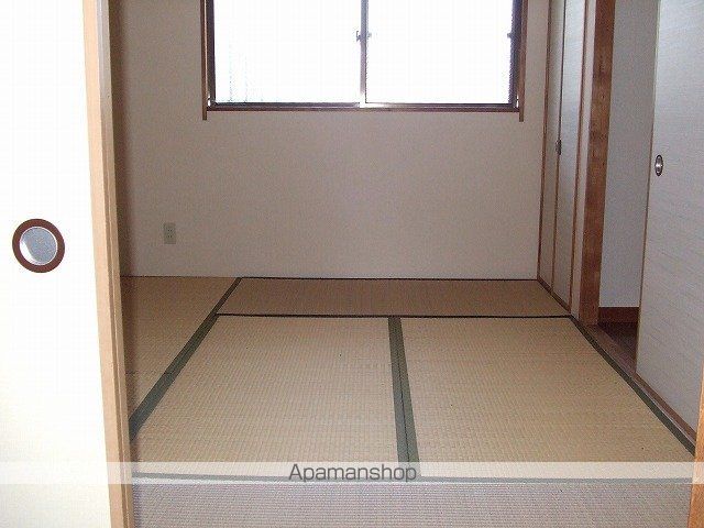 ネオ岩崎台の内装写真