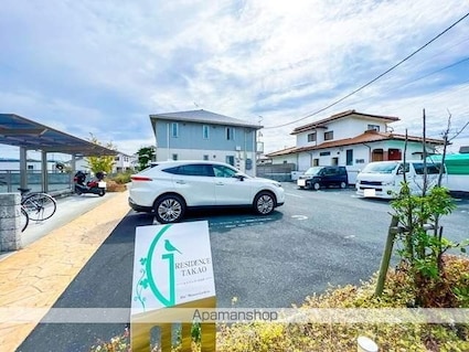 レジデンスＴＡＫＡＯ[2LDK/66.72m2]のエントランス1