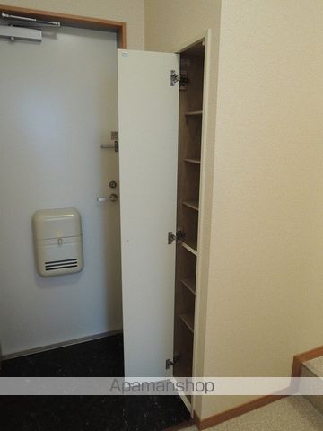 レオパレスメゾン 山 鼻の内装写真