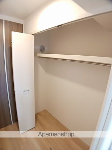 ヒカルサ京都山科大宅の内装写真