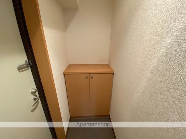 コンソラーテ薬院の内装写真