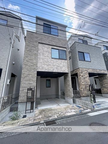 東急田園都市線 あざみ野駅 徒歩16分 3階建 築3年の玄関写真