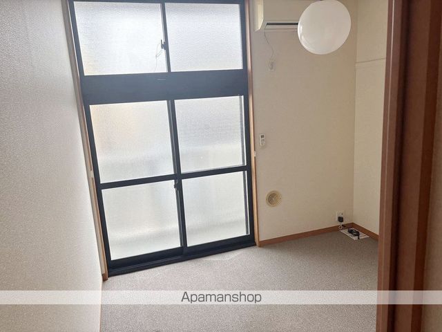 レオパレスラポールIの内装写真