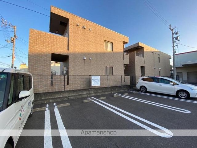 アクティブ円座の外観写真