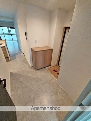 ブラウンヒル[1LDK/56.25m2]の玄関