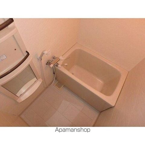 アドラーブル鳥羽見の内装写真