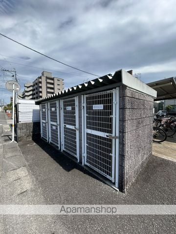 リージングマンションIの外観写真