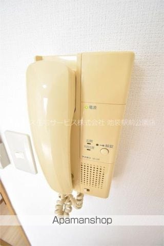 クリスタルガーデンの内装写真