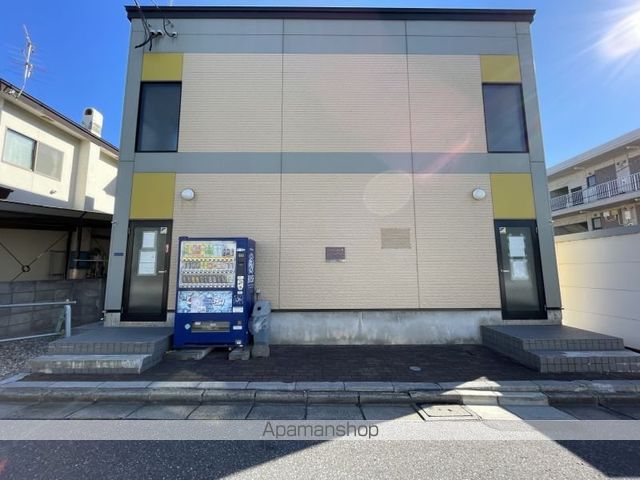 レオパレス日サルー時任町Aの玄関写真