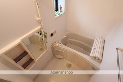 シャトーグリーンＢ棟[2LDK/61.6m2]のバス