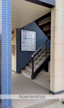 レオパレスフルート[1K/20.81m2]のエントランス