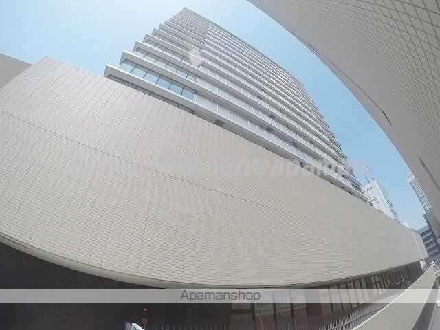 ザ・千里レジデンスの外観写真