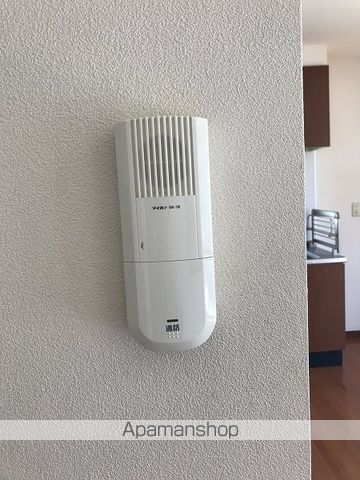 土讃線 円行寺口駅 徒歩6分 2階建 築23年の内装写真