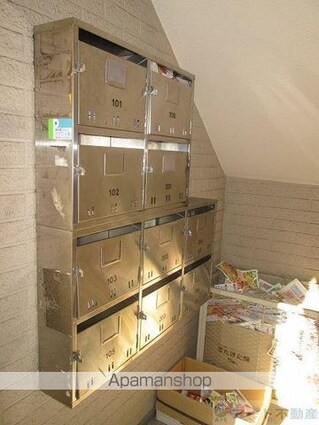 レ・セーナ中一万[1K/18.09m2]のエントランス1