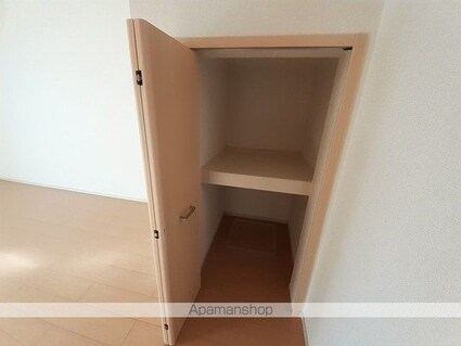 メロディ・ソレアード[1K/31.65m2]の収納