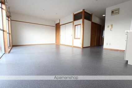 ハイム屋島[2LDK/64m2]の内装1