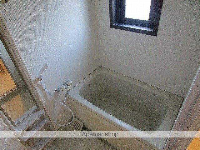 ファミール末吉の内装写真