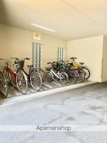 コンフォール博多駅南の内装写真